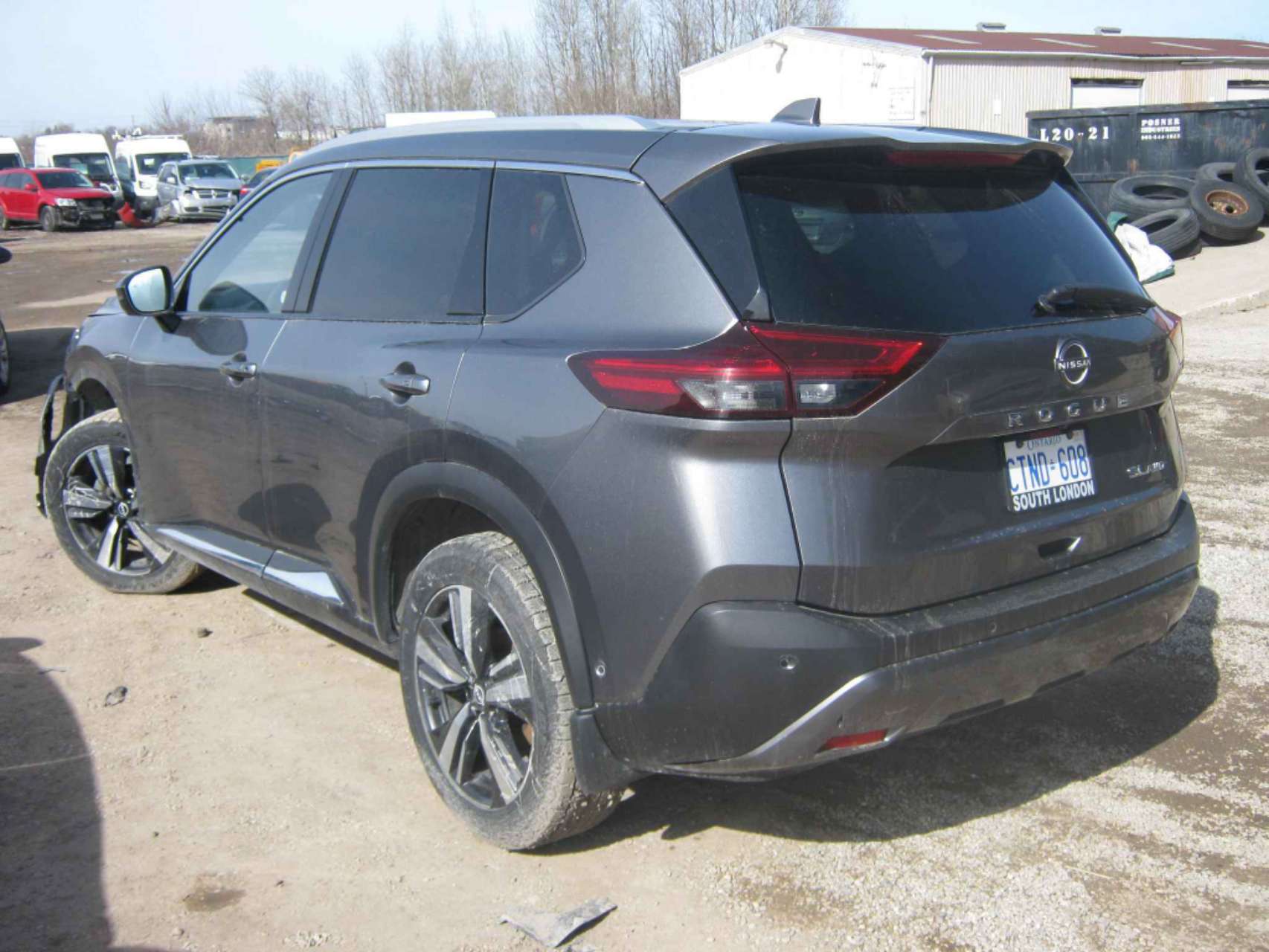 Read more about the article NISSAN ROUGE 2022 GRAY