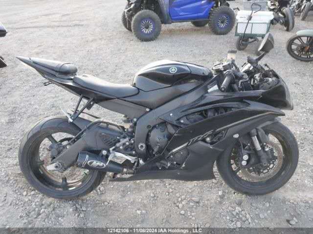 Read more about the article YAMAHA YZFR6 2012