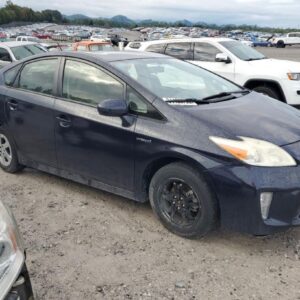 TOYOTA PRIUS 2014